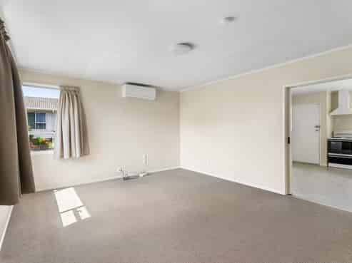 52 Coburg Street, Henderson, Auckland, Henderson