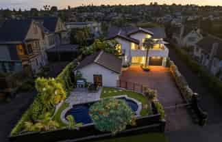 41 Bay Road, Saint Heliers