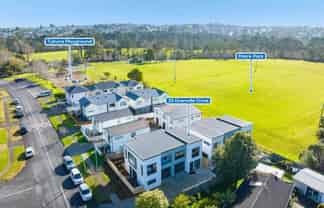 15D Granville Drive, Massey