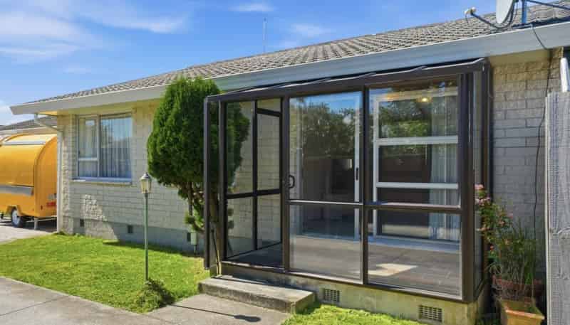 2/11 Dilworth Street, Riccarton