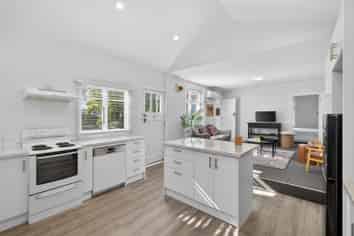 3 McFaddens Road, Saint Albans
