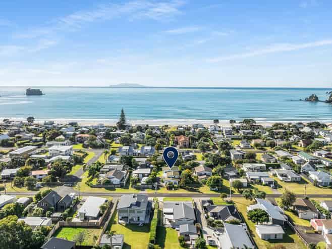 124 Given Avenue, Whangamata