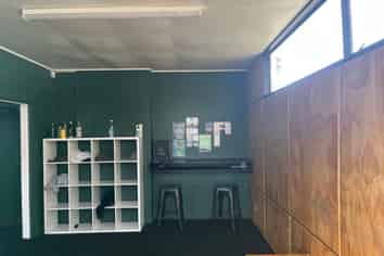 Flexible Space for Showroom, Fitness or Trade