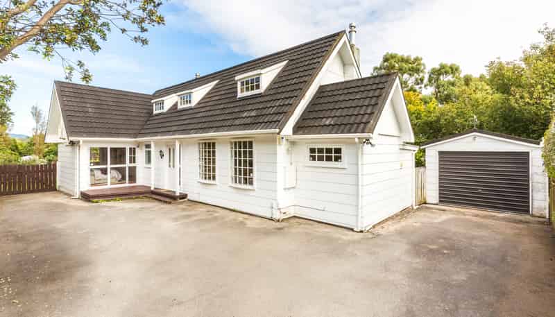 66 Seddon Street, Waikanae