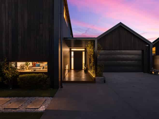 10 Evesham Lane, Springlands