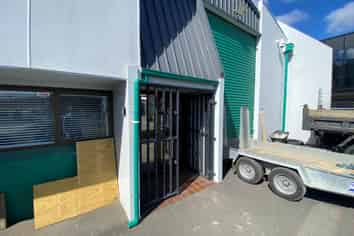 High Profile Industrial in the heart of Sydenham