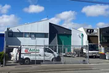 High Profile Industrial in the heart of Sydenham