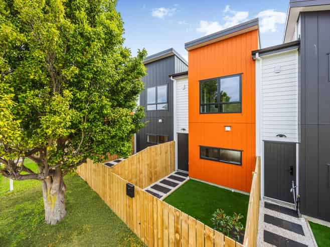 2/85 Jaemont Avenue, Te Atatu South