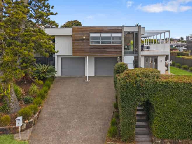 1 Endymion Place, Half Moon Bay