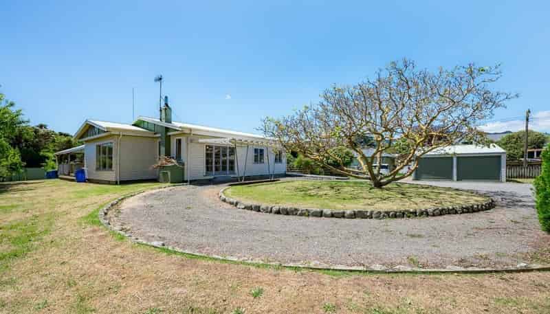 27 Goldsborough Avenue, Raumati Beach