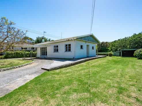 27 Goldsborough Avenue, Raumati Beach