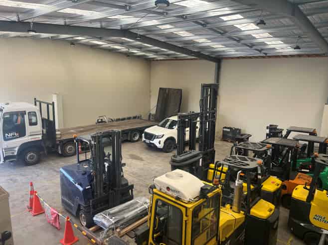 North Facing Warehouse & Office