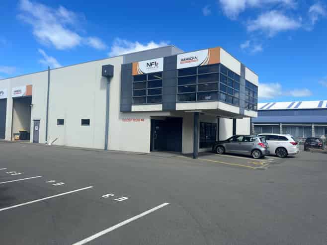 North Facing Warehouse & Office