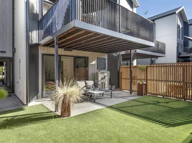 13 Lakewood Lane, Cambridge