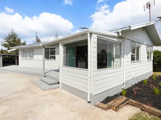 53 Karen Crescent, Dinsdale