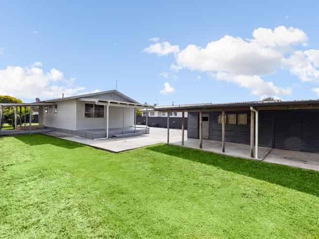53 Karen Crescent, Dinsdale