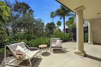 25 Cecina Way, Albany