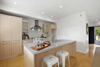 25 Cecina Way, Albany