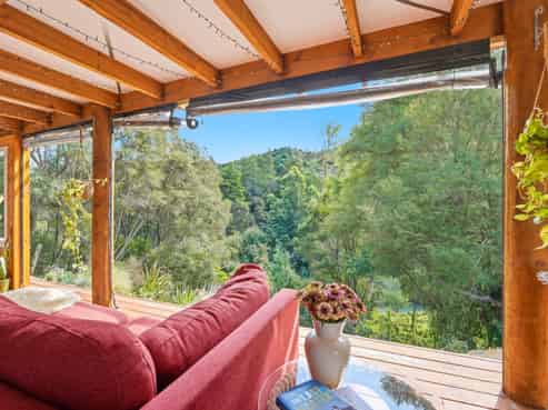 16 Naumai Crescent, Mangamahu