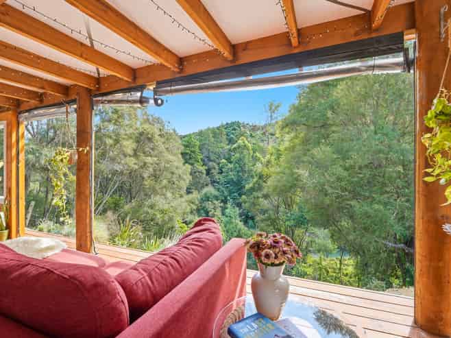 16 Naumai Crescent, Mangamahu