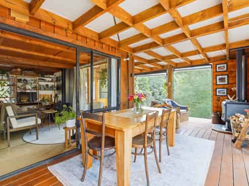 16 Naumai Crescent, Mangamahu