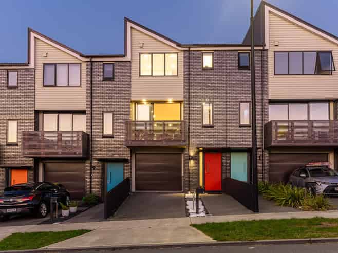 25 Holystone Road, Whitby