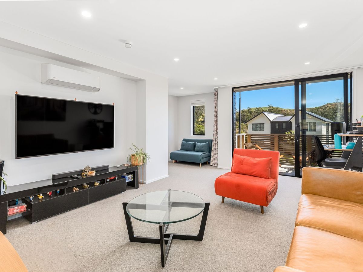 25 Holystone Road, Whitby, Porirua City, Wellington - Photo 3