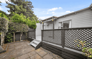 2/25A Vine Street, Mangere East