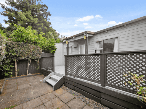 2/25A Vine Street, Mangere East