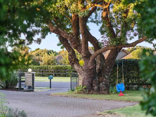 1 Church View Road, Waiau Pa