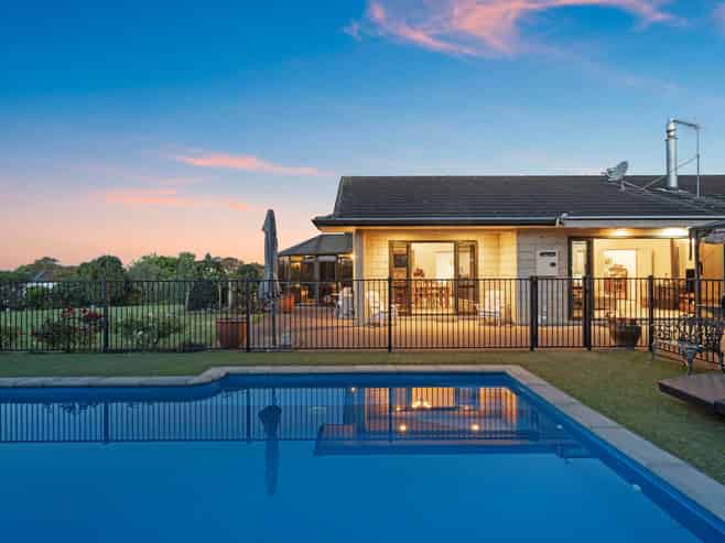 1 Church View Road, Waiau Pa