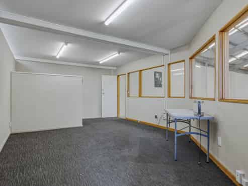 Commercial Mixed Use Freehold