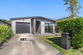 15 Te Kaeaea Crescent, Wallaceville