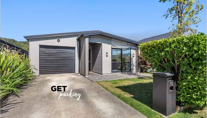 15 Te Kaeaea Crescent, Wallaceville