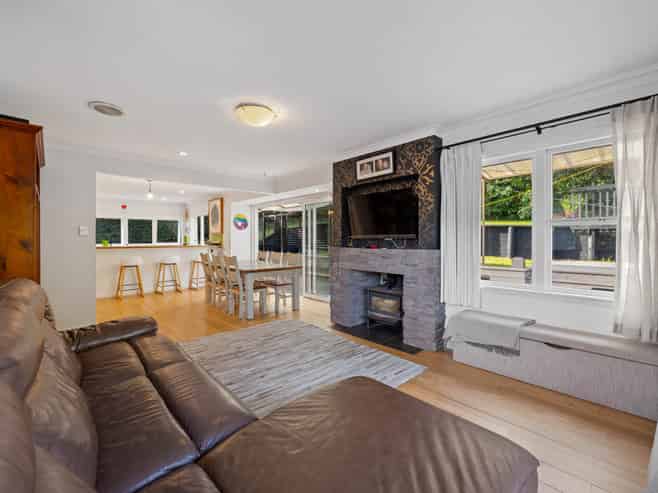 6 Kerry Dell, Cockle Bay