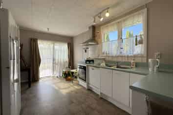 98 Arawa Crescent, Tokoroa