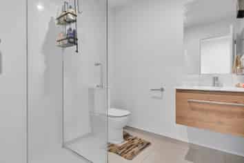 21/101 Mackworth Street, Woolston