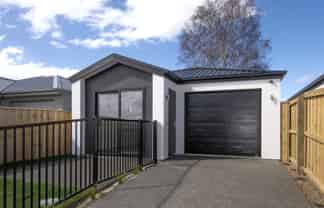 35 Chrysolite Place, Belfast