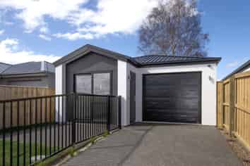 35 Chrysolite Place, Belfast