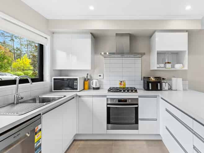 25 Konoba Avenue, Huapai