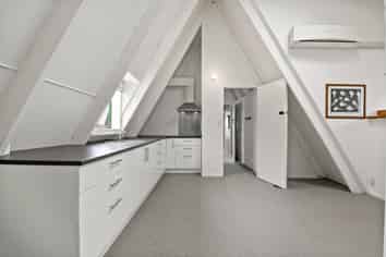 42B Combes Road, Remuera