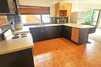 15 Summerfield Lane, Albany