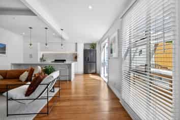 75 Penrose Street, Woburn