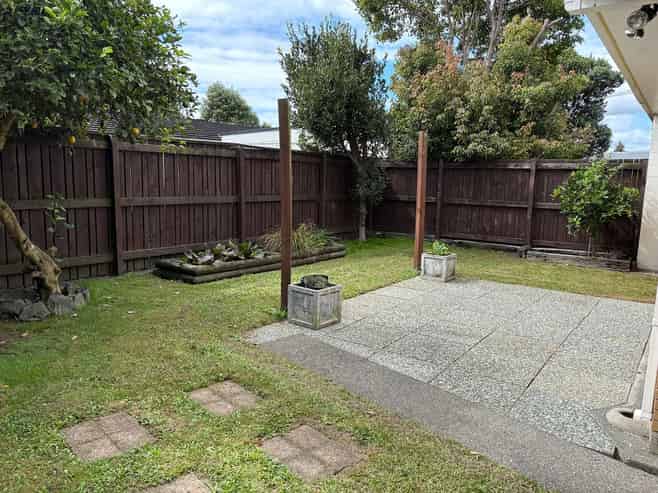 1/6 Tatua Place, Conifer Grove