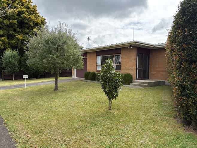 1/6 Tatua Place, Conifer Grove