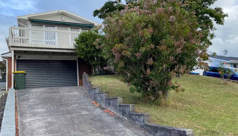 18 Eaton Road, Hillsborough