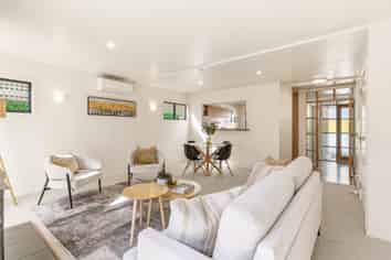 2D Hatton Street, Karori