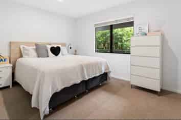 17 Mona Vale, West Harbour