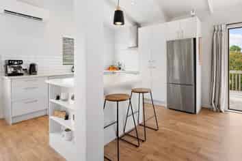 17 Mona Vale, West Harbour