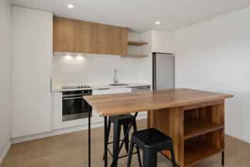 B/18 Maxwell rd, Blenheim Central